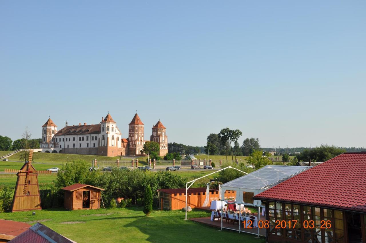 Usadba Zamkovoe Predmestie Hotel Mir Bagian luar foto